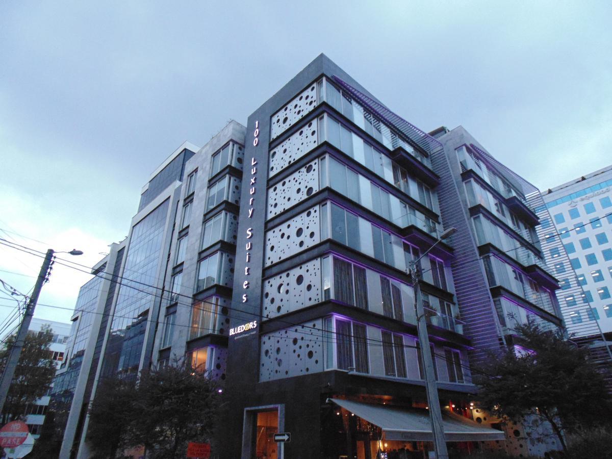 Hotel 100 Luxury Suites By Preferred Богота Екстериор снимка